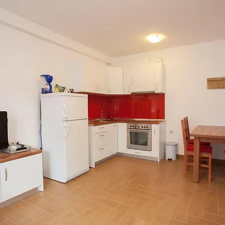 Nur 300 Meter Zum Tollen Apartman *