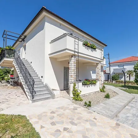 Nur 300 Meter Zum Tollen Apartment