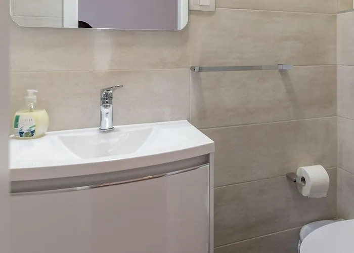 Nur 300 Meter Zum Tollen *