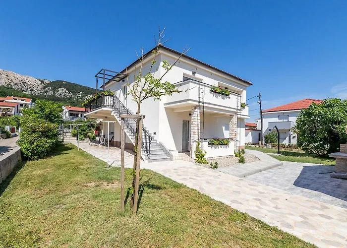 Nur 300 Meter Zum Tollen *