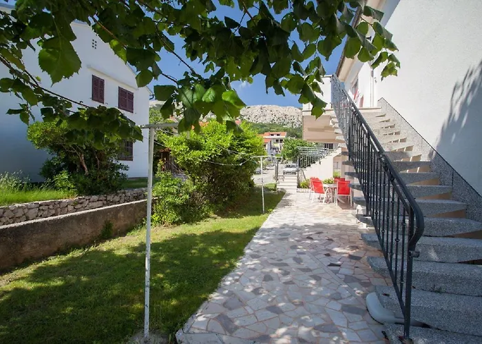 Nur 300 Meter Zum Tollen Baška