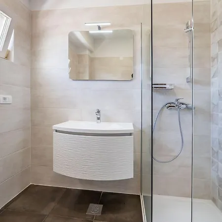 Nur 300 Meter Zum Tollen Appartement Baška
